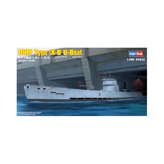 Maquette de Bateau en plastique DKM NAVY T. IX-B U-BOAT 1/350 Maquette de Bateau en plastique DKM NAVY T. IX-B U-BOAT 1/350