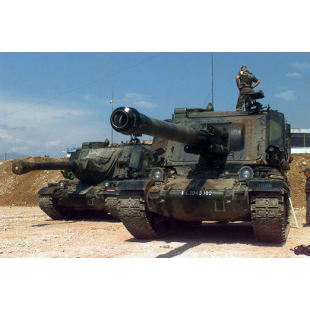 Plastic tank model GCT 155mm au-F1 French SPH 1/35 | Scientific-MHD