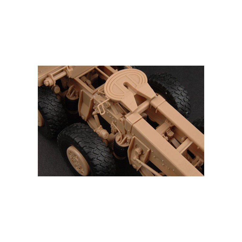 Maquette de camion en plastique M1070/M1000 HETS 1/35