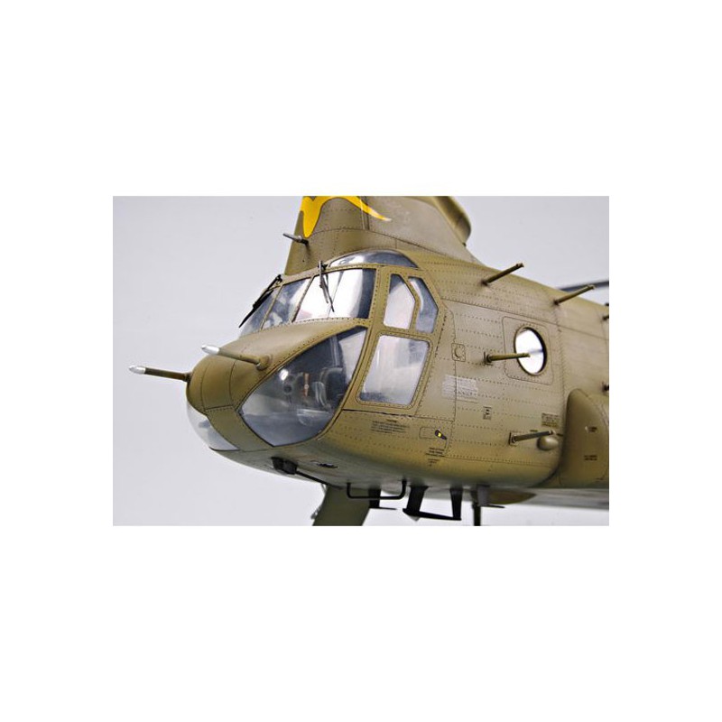 Maquette d'hélicoptère en plastique CH-47A CHINOOK Maquette d'hélicoptère en plastique CH-47A CHINOOK