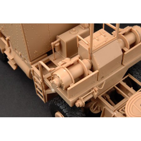 Maquette de camion en plastique M1070/M1000 HETS 1/35