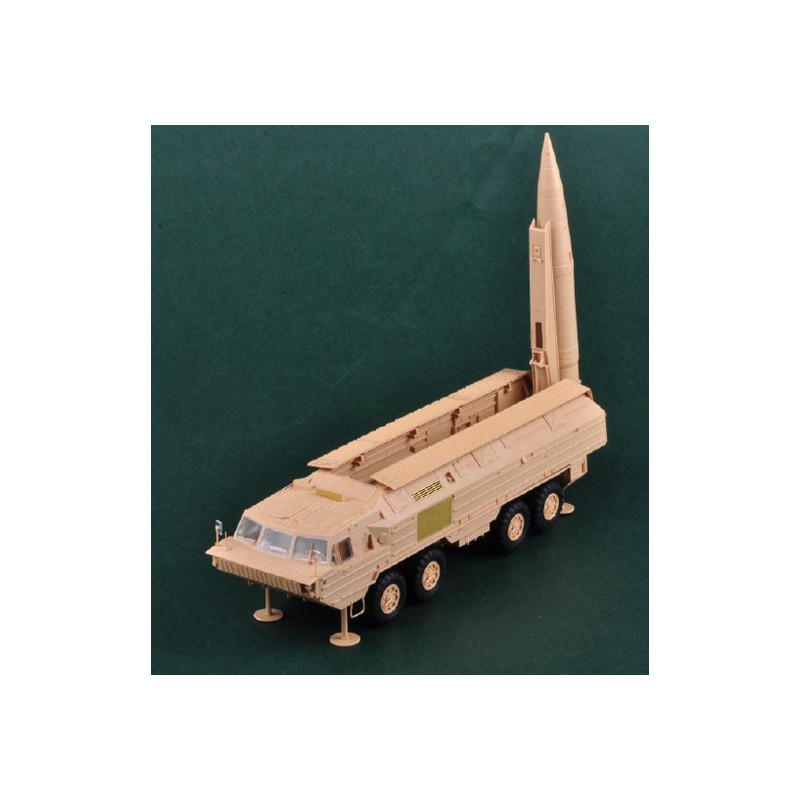 Maquette de camion en plastique Soviet SS-23 STBS 1/35