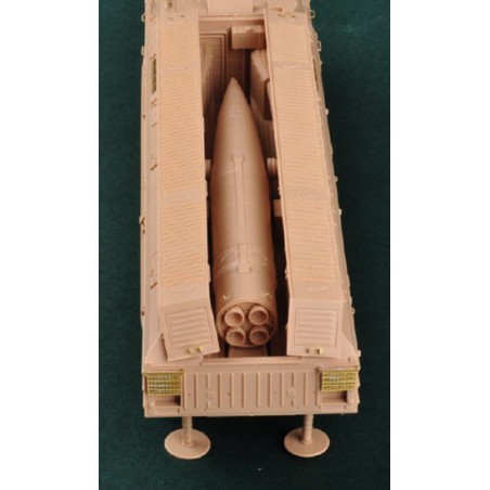 Maquette de camion en plastique Soviet SS-23 STBS 1/35