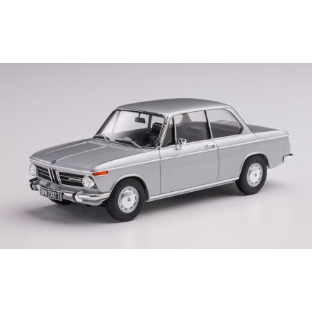 Maquette de voiture en plastique BMW 2002 Tii 1/24 - Scientific-MHD