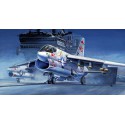 Maquette d'avion en plastique A-7A Corsair II 1/72