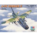 Maquette d'avion en plastique A-7K Corsair II 1/72