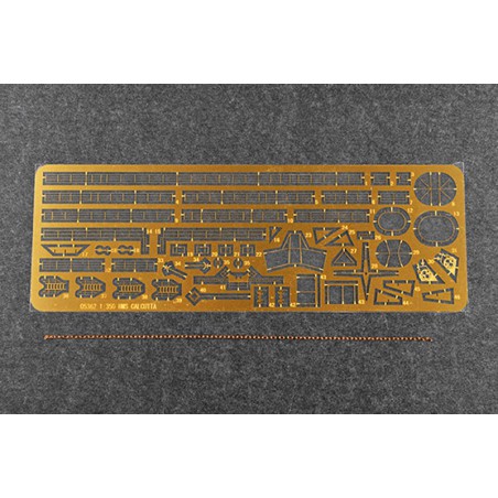 HMS Calcutta 1/350 Plastikbootmodell | Scientific-MHD