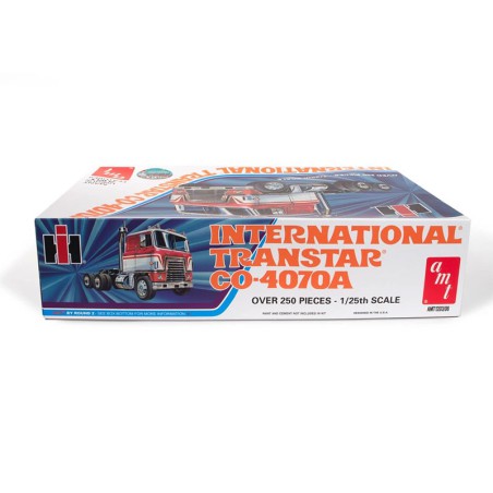 Maquette de camion en plastique International Transtar 1:25