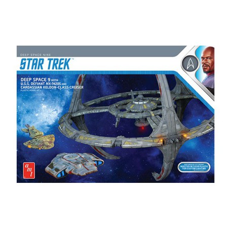 Deep Space 9 + DESIDE plastic science fiction model | Scientific-MHD