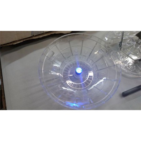 Modèle de science-fiction en plastique Monument Valley UFO Clear + LED