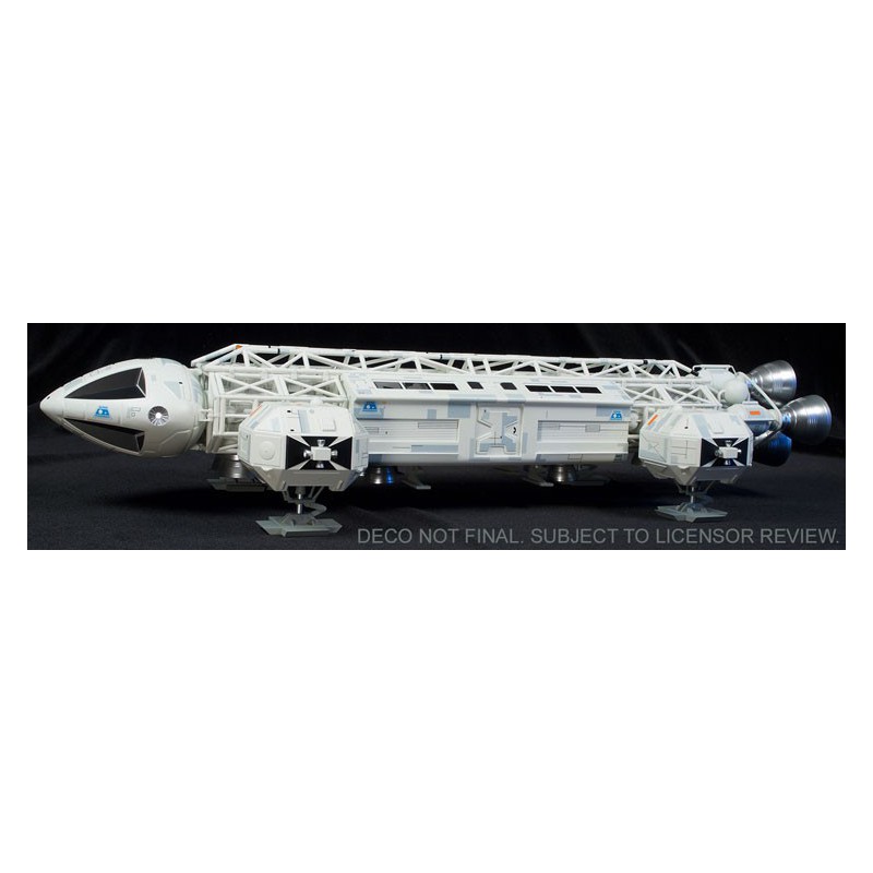 Modèle de science-fiction en plastique EAGLE 2 Monté et Peint Cosmos 1999 Modèle de science-fiction en plastique EAGLE 2 Monté et Peint Cosmos 1999