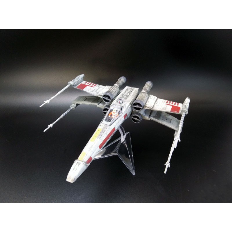 Modèle de science-fiction en plastique Star Wars : X-wing Fighter 1/64 Modèle de science-fiction en plastique Star Wars : X-wing Fighter 1/64