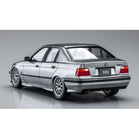 Maquette de voiture en plastique BMW320i Chin Spoiler 1/24