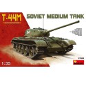 Maquette de Char en plastique T-44M Soviet Tank 1/35