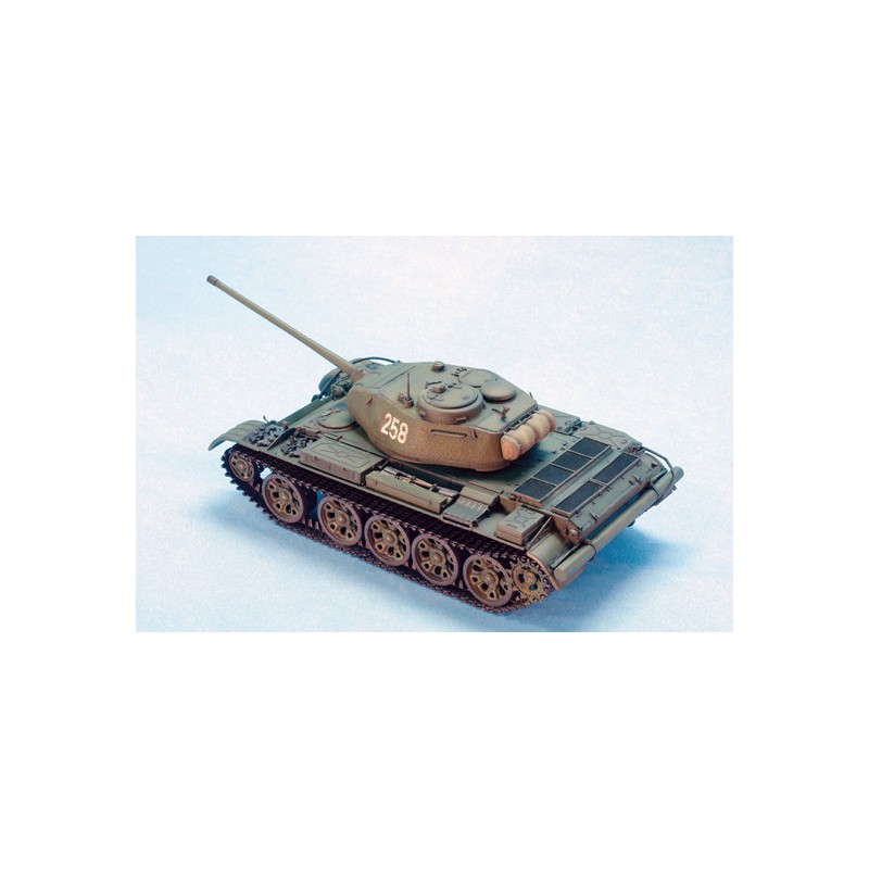 Maquette de Char en plastique T-44M Soviet Tank 1/35