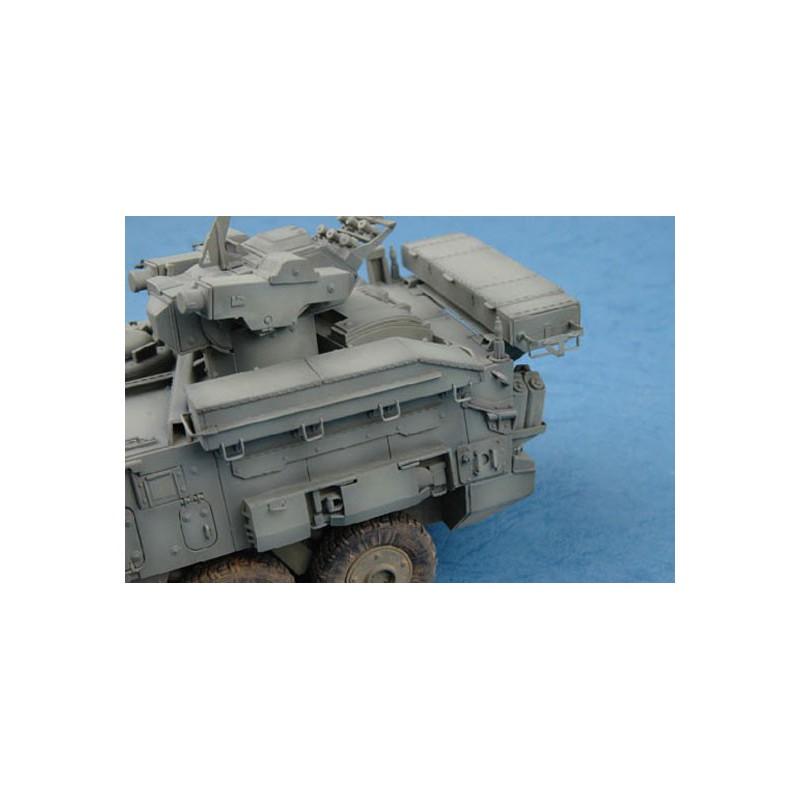 Maquette de Char en plastique LAV III TUA Maquette de Char en plastique LAV III TUA