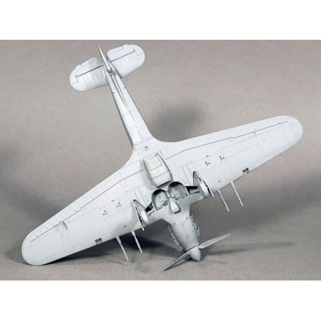 Hurricane Mk IC ICE SET 1/72 Kunststoffflugzeugmodell | Scientific-MHD