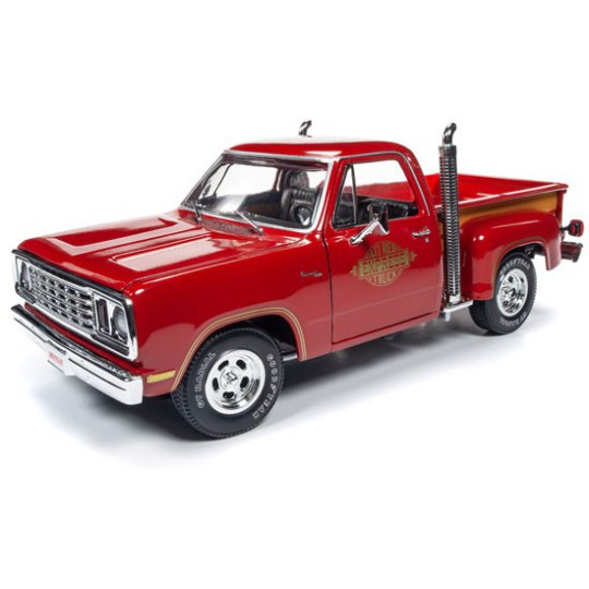 Voiture miniature Die Cast au1/18 Dodge Pick Up Lil Red 1/18 Voiture miniature Die Cast au1/18 Dodge Pick Up Lil Red 1/18