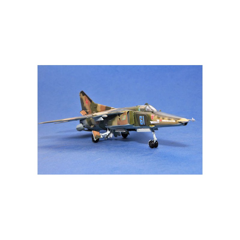 Maquette d'avion en plastique MIG-27M FLOGGER J