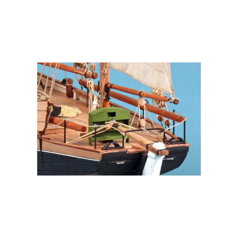 Bateau statique MARIA HF311/72