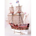 Bateau statique Golden Hind 1/72