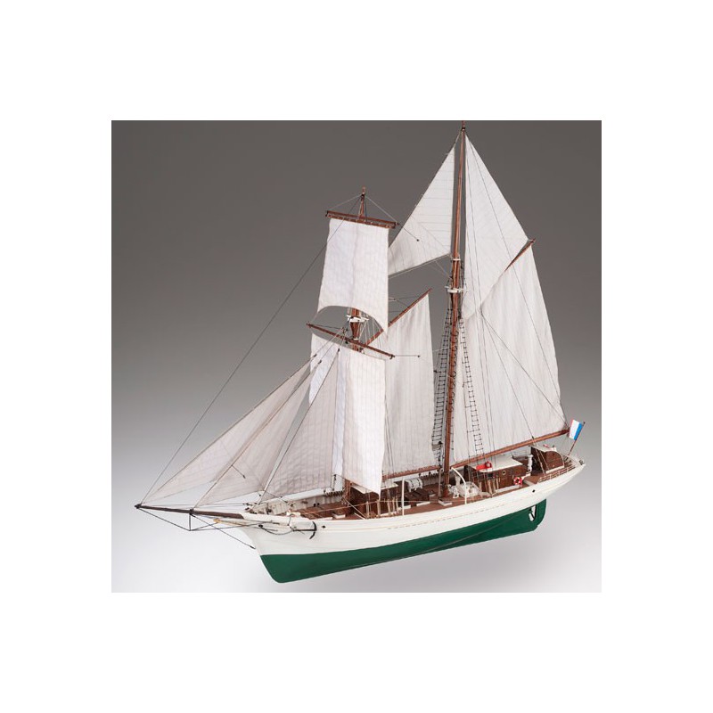 Bateau statique La Belle Poule 1/50