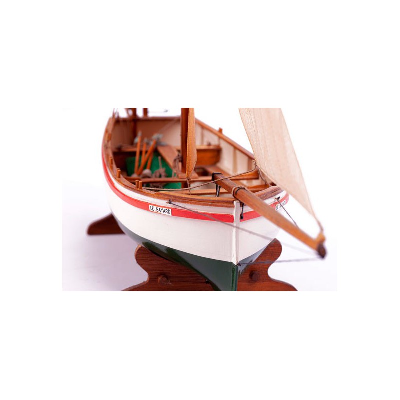 Bateau statique Le Bayard 1/30