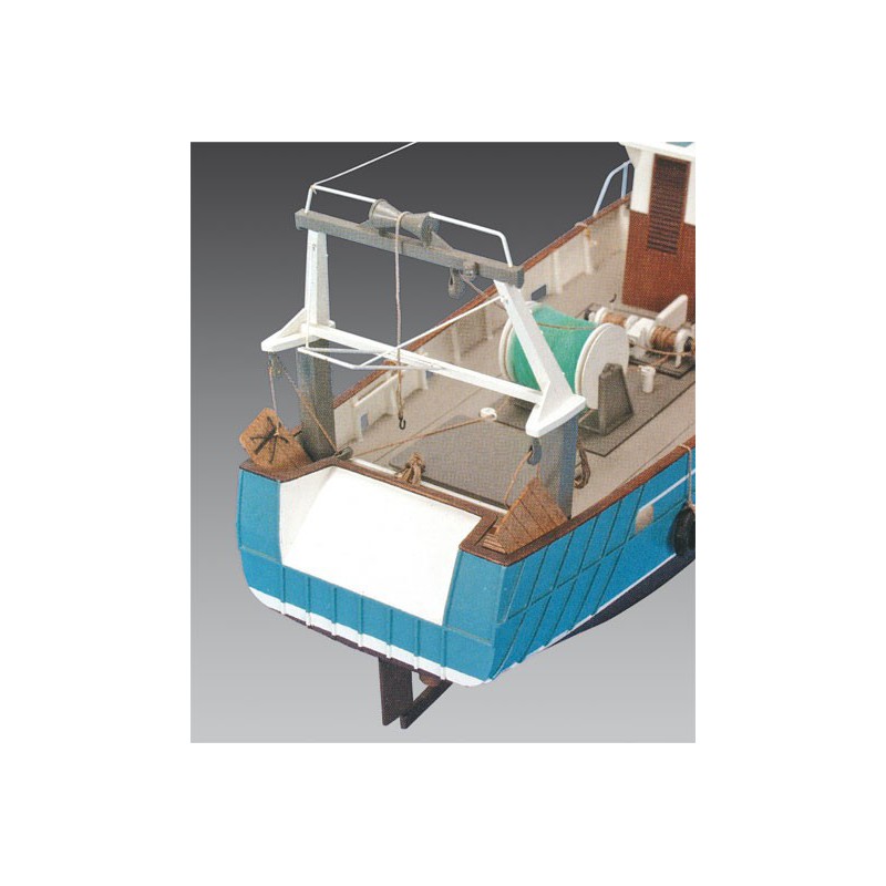 Bateau électrique radiocommandé BOULOGNES ETAPLES RC 1/20