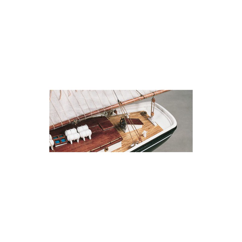 Bateau statique BLUENOSE 1/100