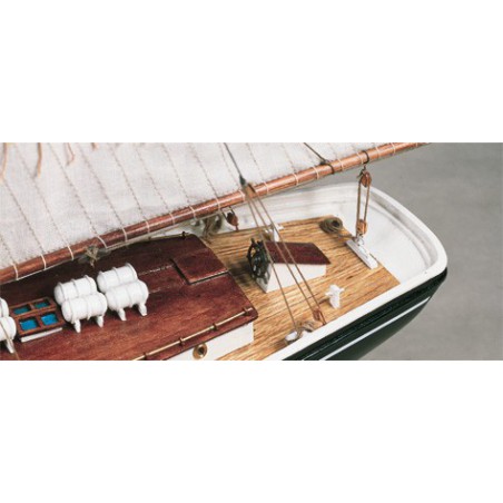 Bateau statique BLUENOSE 1/100