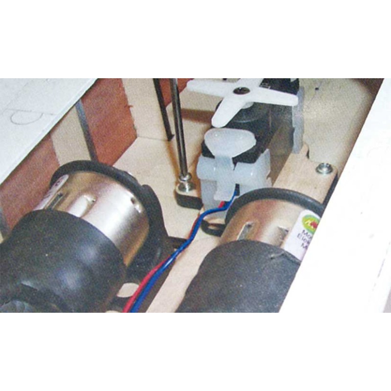 Bateau électrique radiocommandé TITANIC 1/200 BOITE N° 5 Bateau électrique radiocommandé TITANIC 1/200 BOITE N° 5