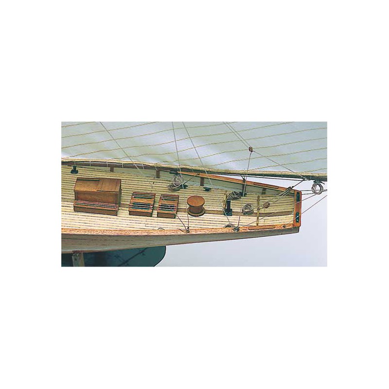 Britannia 1/60 static boat ScientificMHD