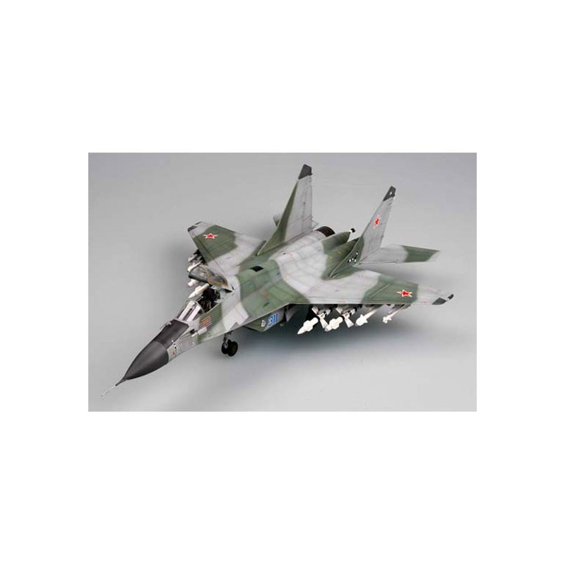 Maquette d'avion en plastique MIG-29K "FULCRUM"