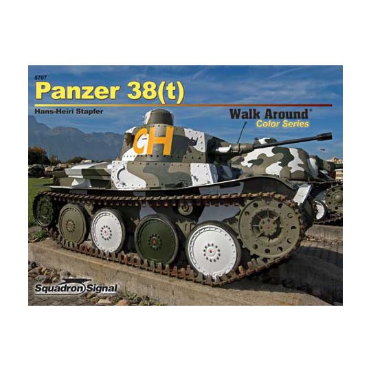 Livre US MILITARY MOTORCYCLES WWII COLOR WALK AROUND