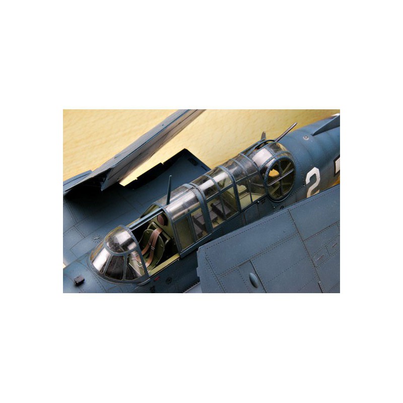 Maquette d'avion en plastique TBF-1C AVENGER Maquette d'avion en plastique TBF-1C AVENGER