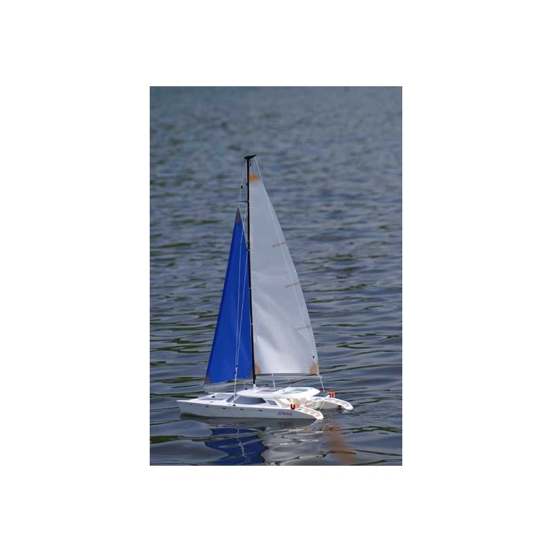 Voilier radiocommandé MHD CATAMARAN GEMINI 600 R/C