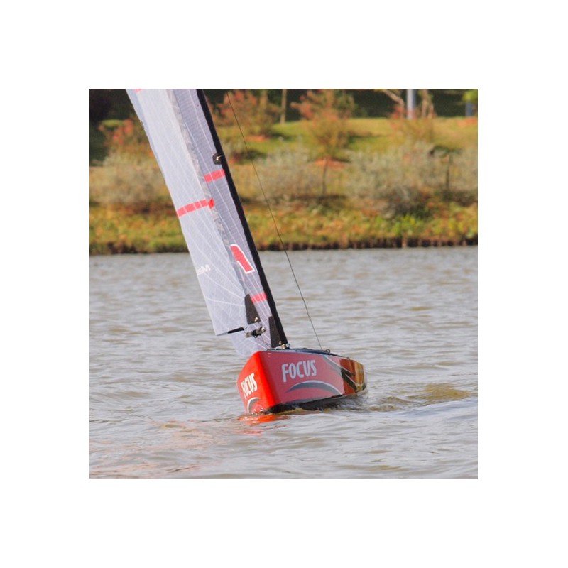 Voilier radiocommandé FOCUS II RTR / MHD4S