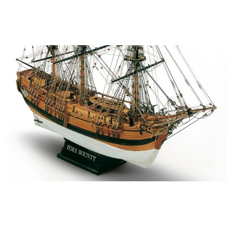 Maquette bateau en bois : HMS Bounty