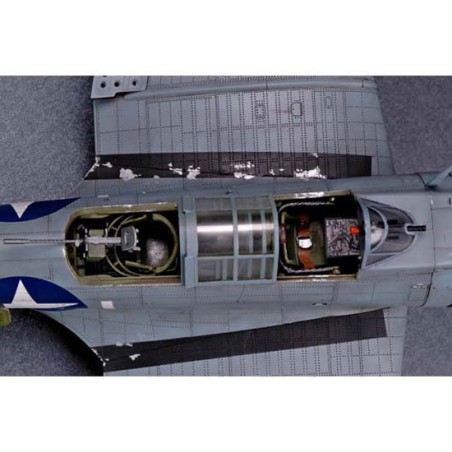 SBD-5/A-24B Plastikflugzeugmodell "Dauntless" | Scientific-MHD