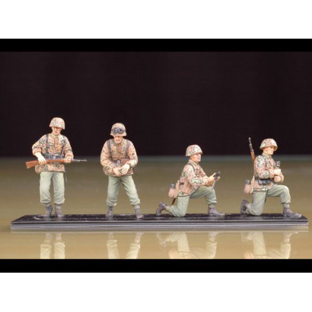 Waffen SS Assault Team Figurine | Scientific-MHD