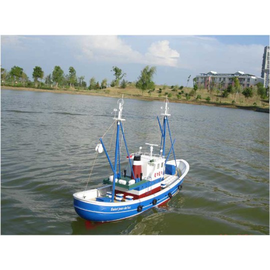 Elcano R/C charming radio -controlled electric boat Elcano R/C charming radio -controlled electric boat | Scientific-MHD