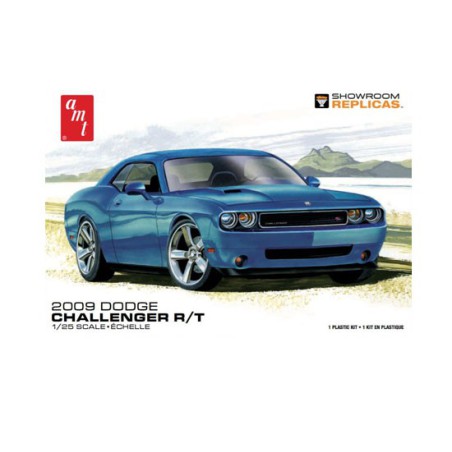 Maquette de voiture en plastique Dodge Challenger 2009 1/25