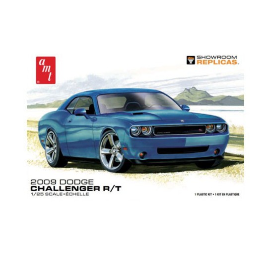 Maquette de voiture en plastique Dodge Challenger 2009 1/25