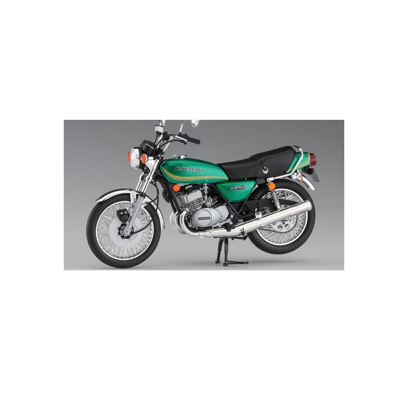 Maquette de moto en plastique KAWASAKI KH250-B3/B4 1/12