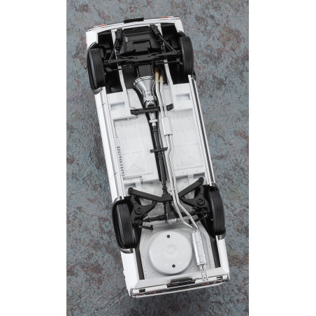 Maquette de voiture en plastique Nissan Skyline 2000GT-R (KPGC110) 1:24 HC49 | Scientific-MHD