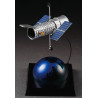 Maquette plastique Télescope Spatial Hubble « Anniversaire 20 ans de la rénovation » 1:200 SP526 | Scientific-MHD
