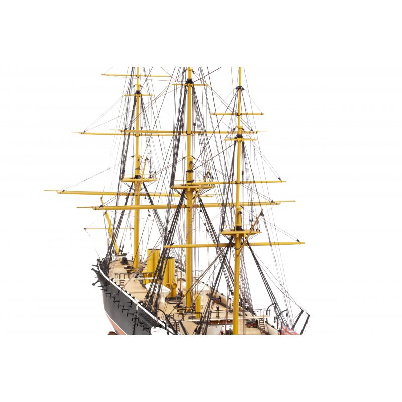 Bateau statique H.M.S. WARRIOR1/100