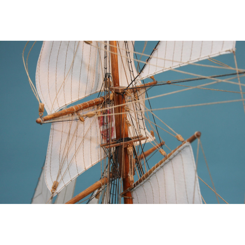 Bateau statique LILLA DAN 1/50