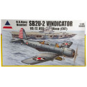 Maquette d'avion en plastique SB2U-2 Vindicator VS-72 USS Wasp (CV7) 1/48