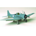 Maquette d'avion en plastique SBD-2 Dauntless VMSB-241 Battle of Midway 1/48
